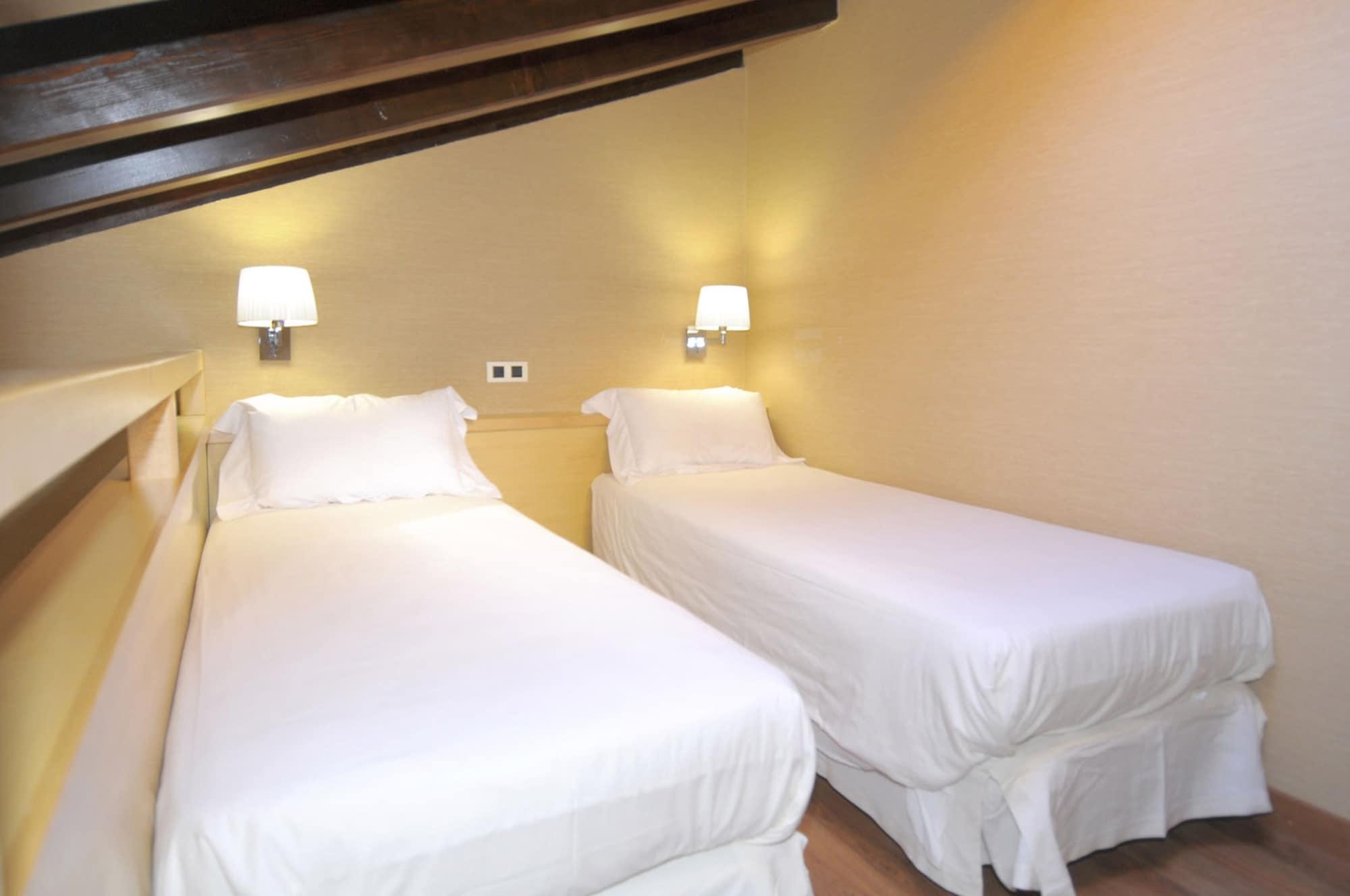 Casa Cornel Hotel 3*