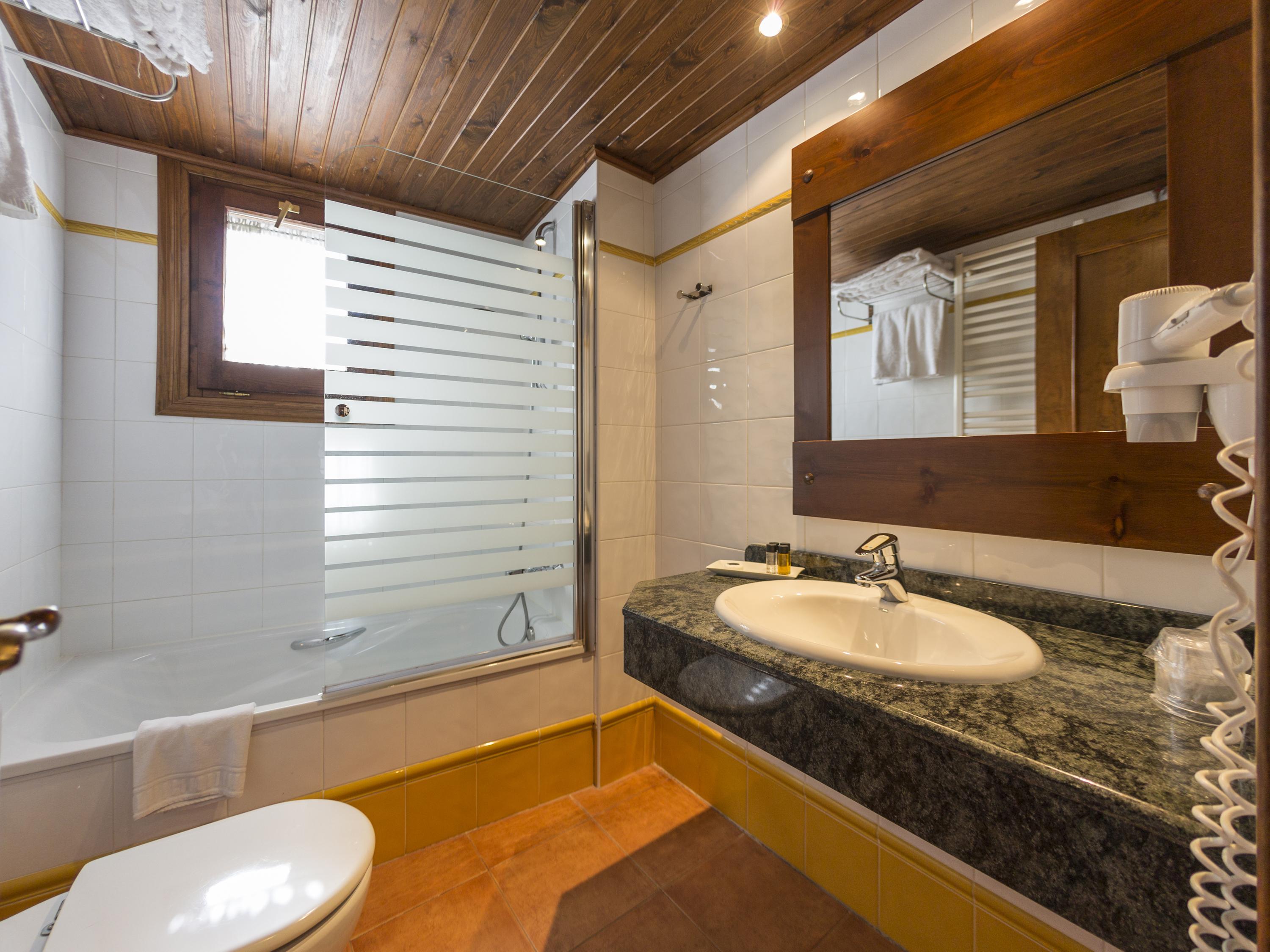 Hotel Casa Cornel 3*