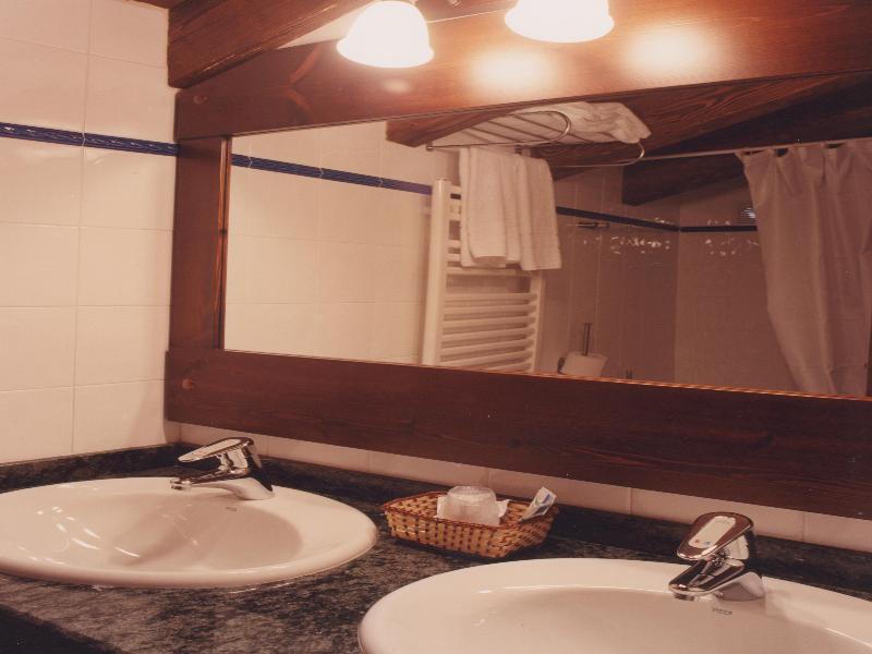 Hotel Casa Cornel Cerler