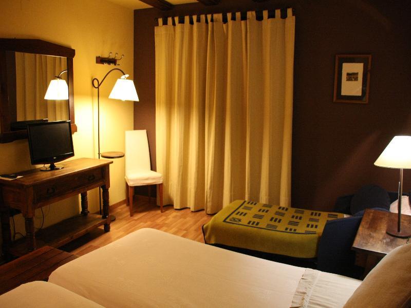 Casa Cornel 3*